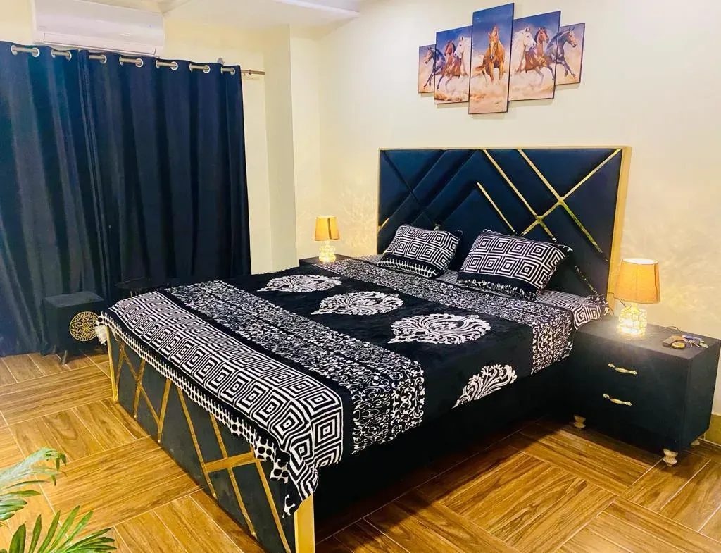 1 Bed Fully Furnished Apartment For Sale in Bahria town Phase 4